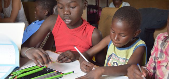 Kenia | Georg Kraus Stiftung übernimmt Schulgeld und Verpflegung für Waisen und Straßenkinder